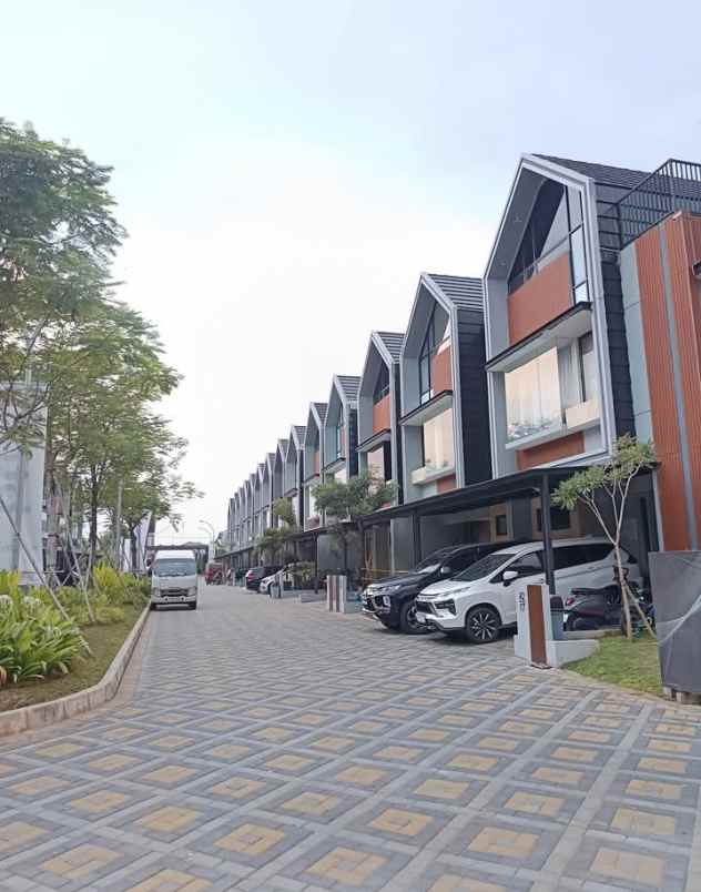 hunian komersil bernuansa bali pertama di sepatan kota