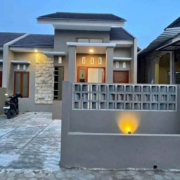 ijual rumah siap huni shm lokasi minggir utara godean
