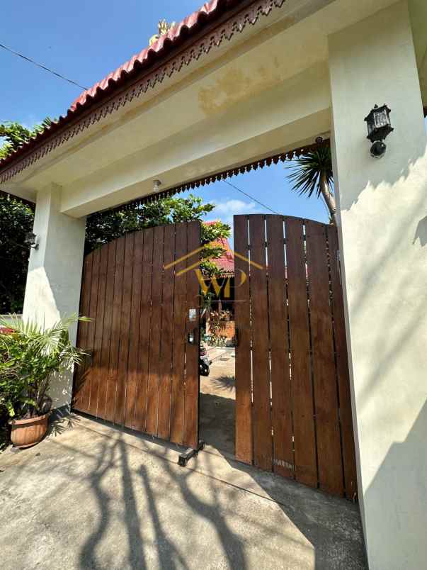 joglo jawa klasik di pakem sleman tanah luas banget