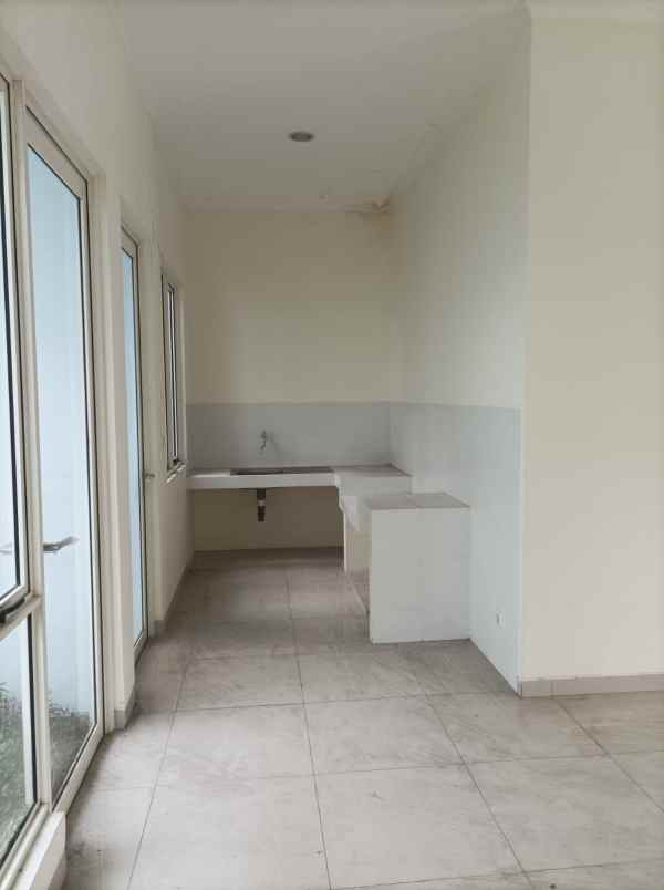 jual cepat murah rumah suvarna sutera cluster chiara