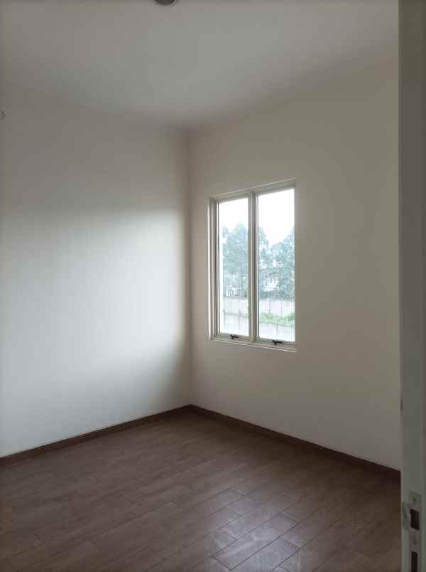 jual cepat murah rumah suvarna sutera cluster chiara