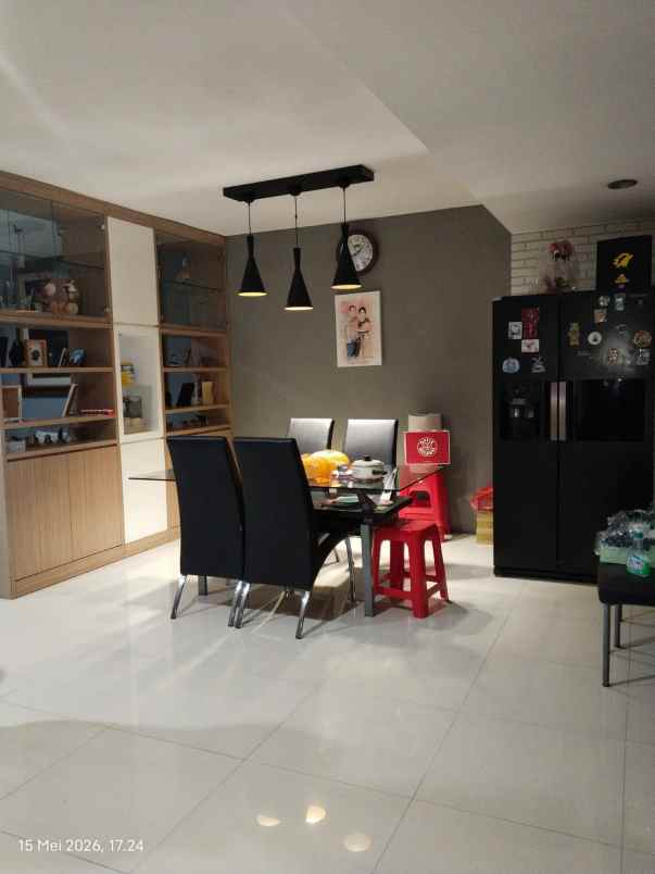 jual murah rumah graha family surabaya barat