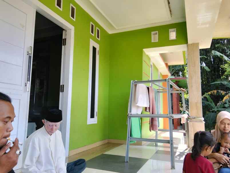 jual rumah masih baru 18 bulan