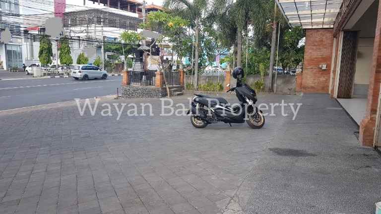 komersial jalan gatot subroto