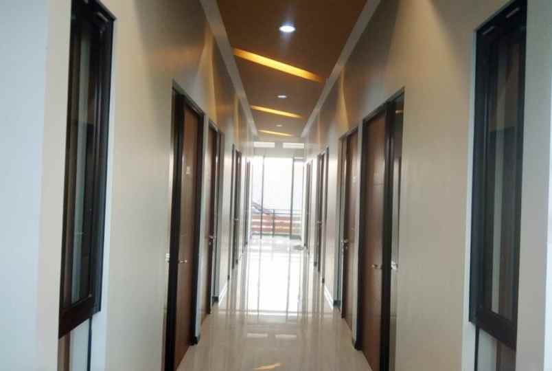 kost di dukuh kupang dekat uwks ciputra world surabaya
