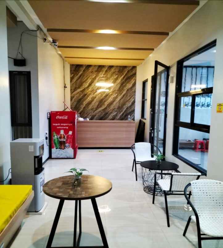 kost di dukuh kupang dekat uwks ciputra world surabaya
