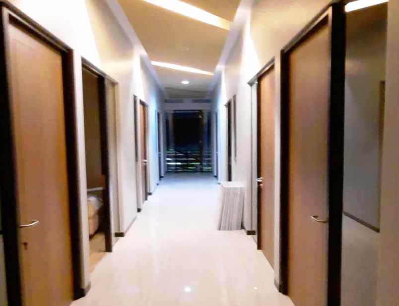kost di dukuh kupang dekat uwks ciputra world surabaya