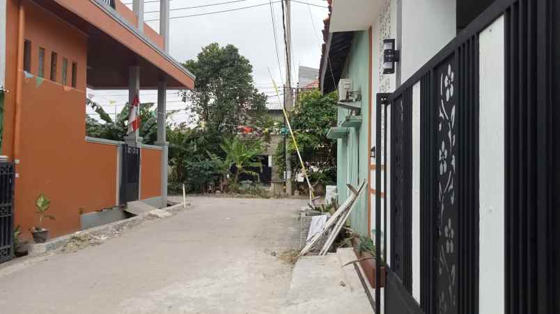 over kredit 45juta rumah di griya kota bekasi 2