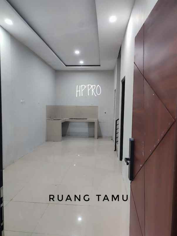 royal bamboe residence rumah 2 lantai di karawang