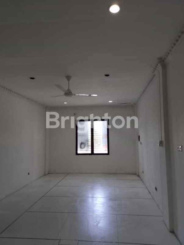 ruko arif rahman hakim sukolilo