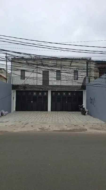 ruko baru pinggir jalan raya depan bandara pondok cabe