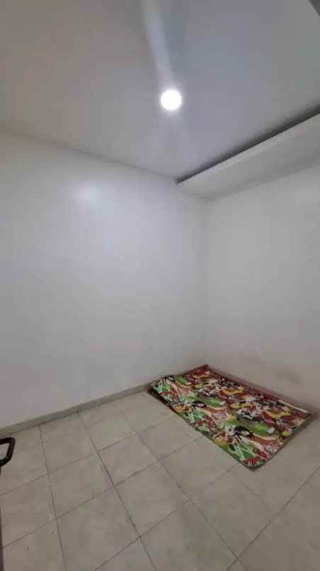 ruko baru pinggir jalan raya depan bandara pondok cabe