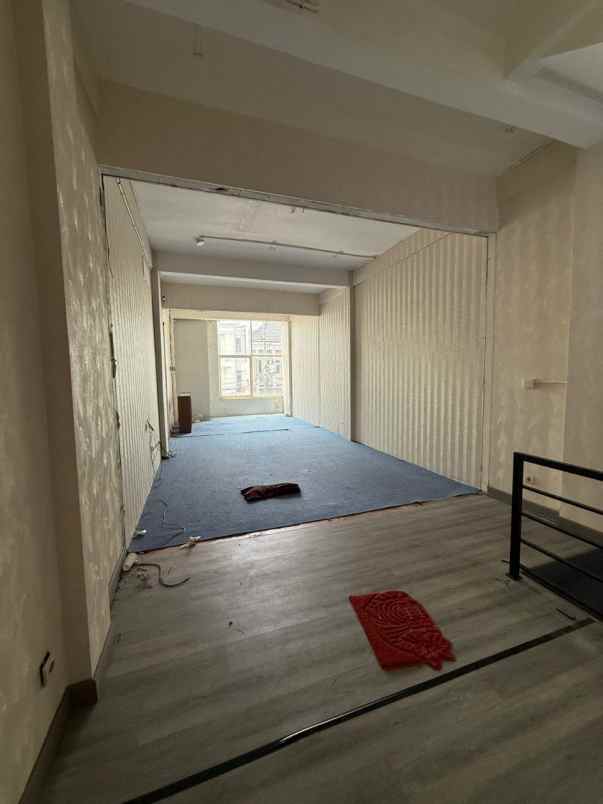 ruko dharmahusada strategis