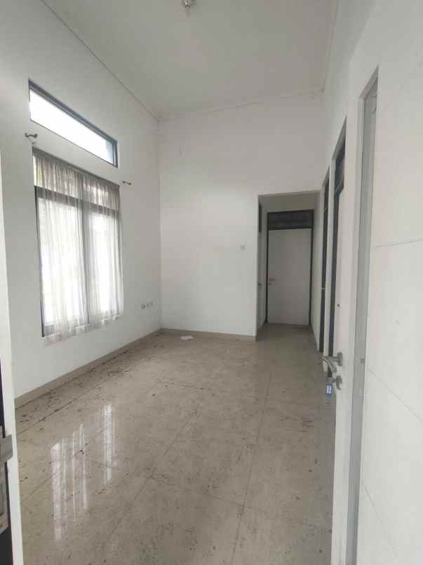 rumah 10 menit ke pemkot cimahi jual cepat murah