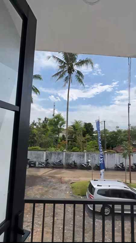 rumah 2 lantai 300 jutaan lokasi pakis malang