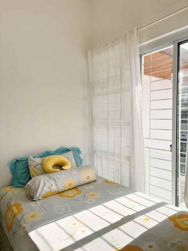 rumah 2 lantai di graha bintaro 1 mnt ke tol parigi