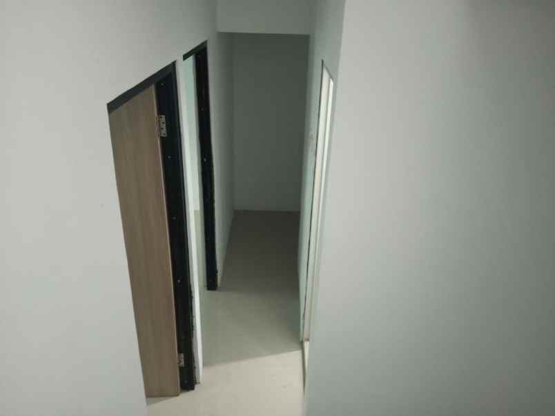 rumah 2 lantai jagakarsa jaksel cuma 500 jutaan