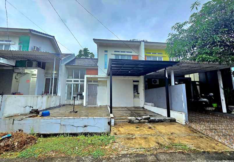 rumah 2 lantai talaga bestari cluster fluora tangerang