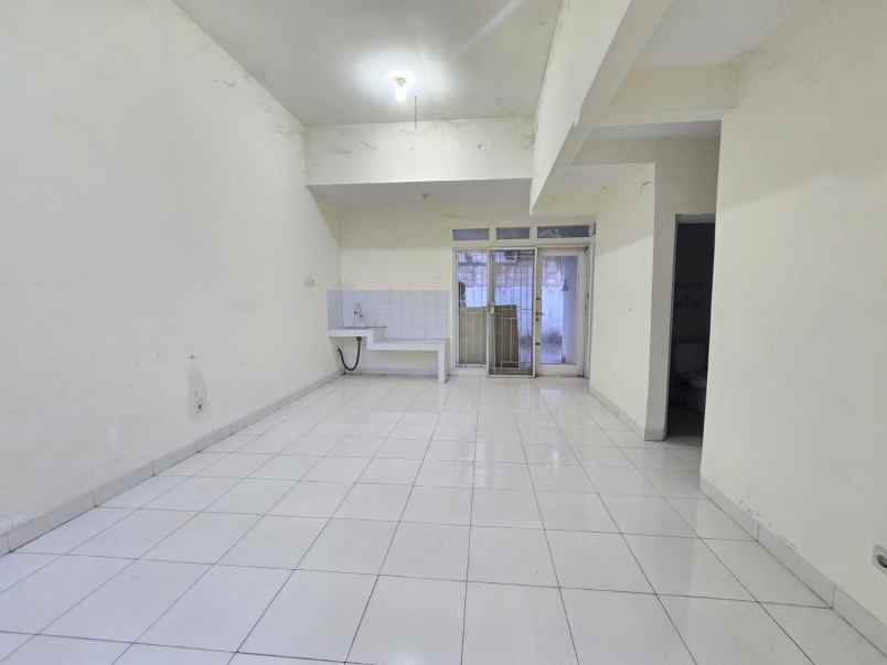 rumah 2 lantai talaga bestari cluster fluora tangerang