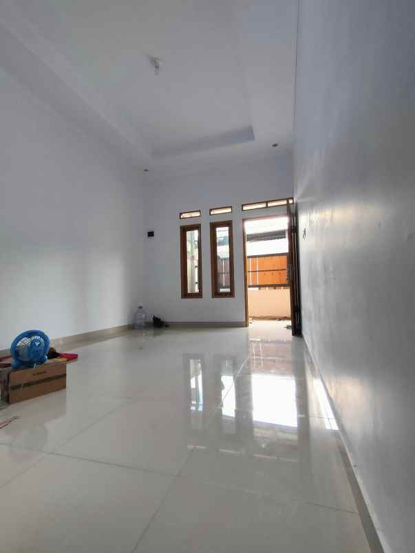 rumah baru 1 lantai di pedurenan bekasi
