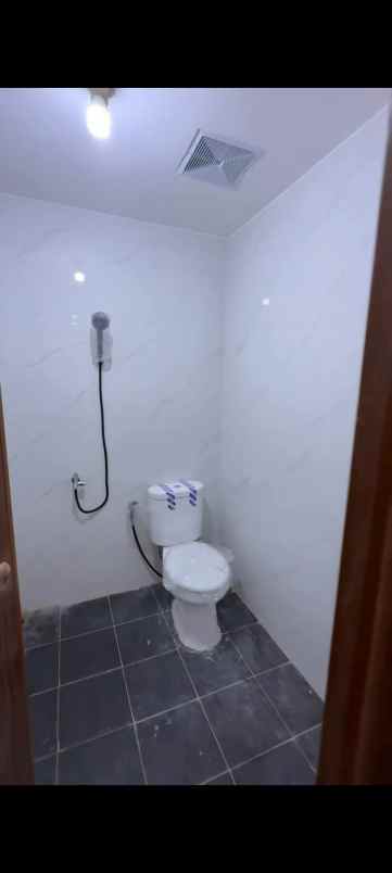 rumah baru 2 lantai di cengkareng kalideres jkt barat