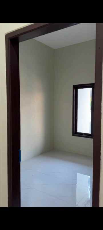 rumah baru 2 lantai di cengkareng kalideres jkt barat