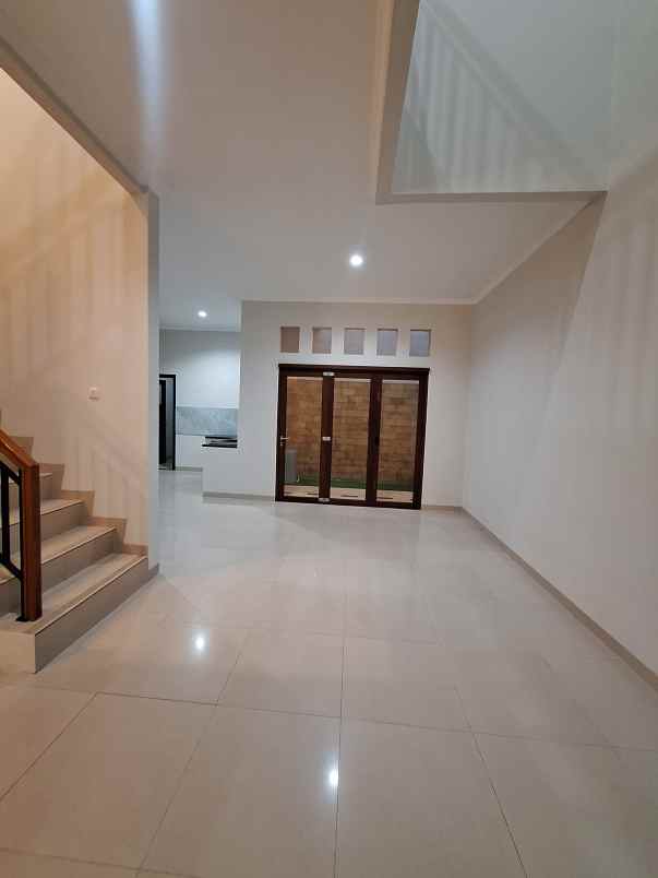 rumah baru renovasi di pondok kelapa jaktim