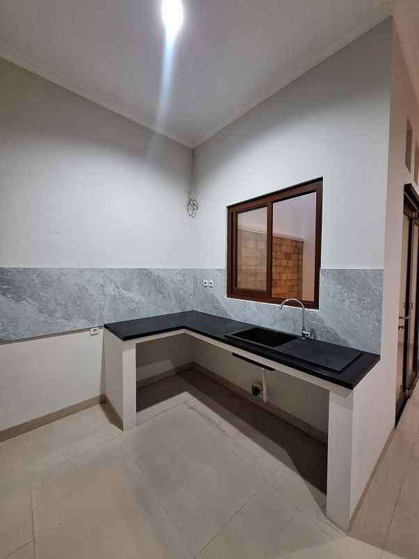 rumah baru renovasi di pondok kelapa jaktim