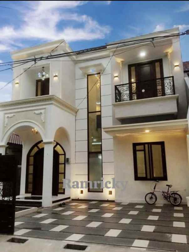 rumah baru siap huni dalam komplek pondok kelapa