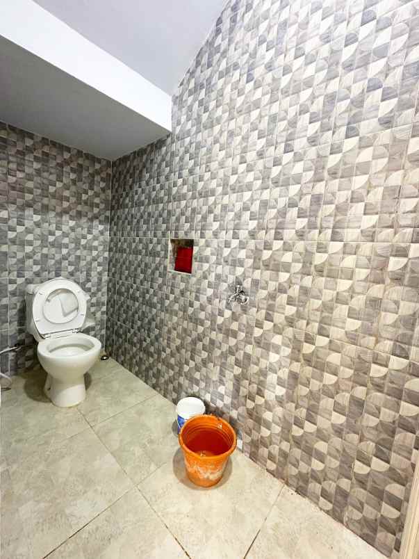 rumah baru strategis di jatiasih bekasi