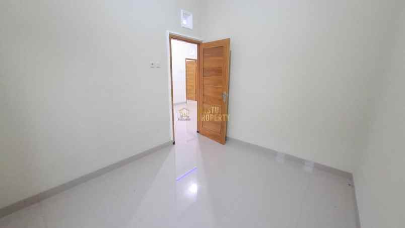 rumah cantik dalam cluster di purwomartani sleman