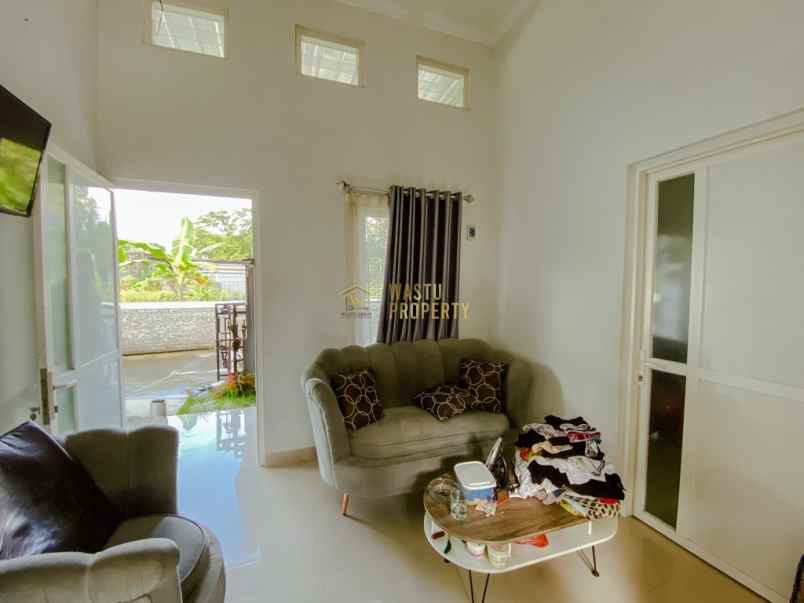 rumah cantik dalam cluster di purwomartani sleman