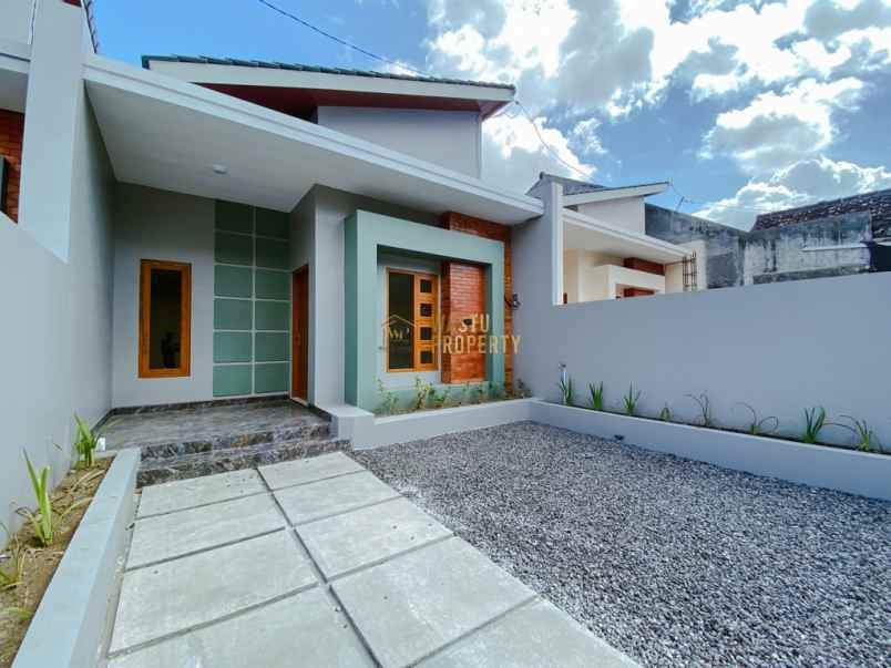 rumah cantik dalam cluster di purwomartani sleman