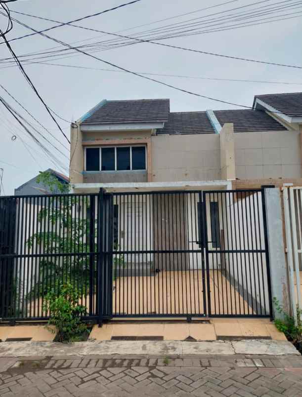 rumah cantik minimalis medayu rungkut surabaya timur