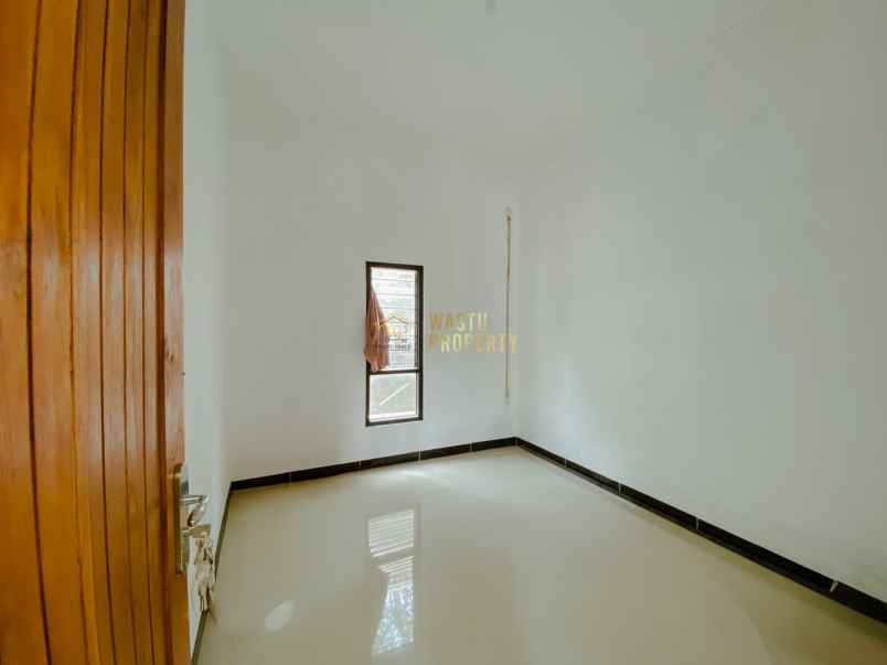 rumah cantik modern tanah luas dekat sma 2 ngaglik