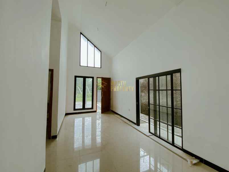 rumah cantik modern tanah luas dekat sma 2 ngaglik