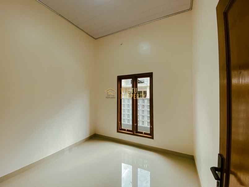 rumah cantik murah hanya 3 menit ke smp sma 1 ngemplak