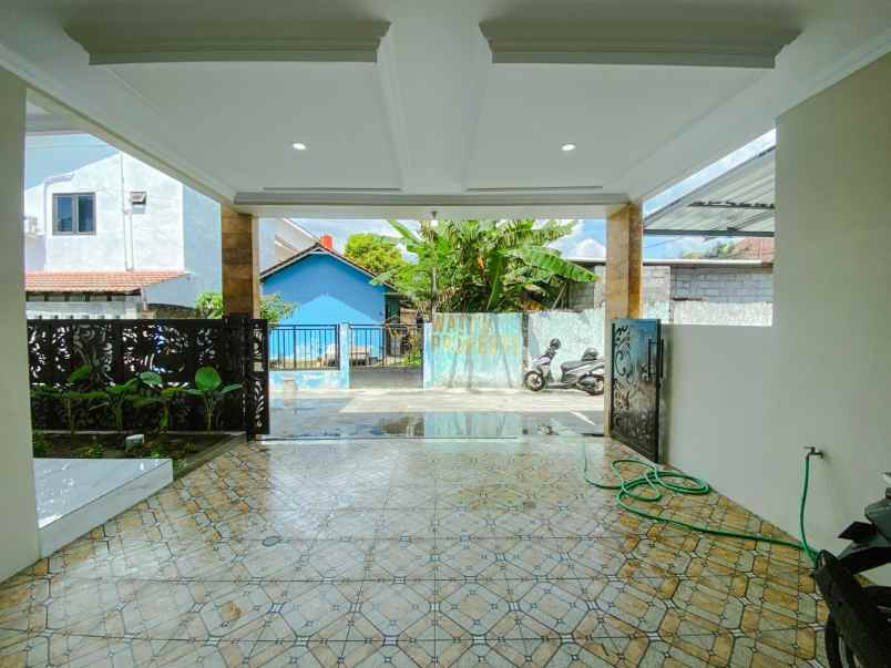 rumah cantik semi furnish siap huni di purwomartani