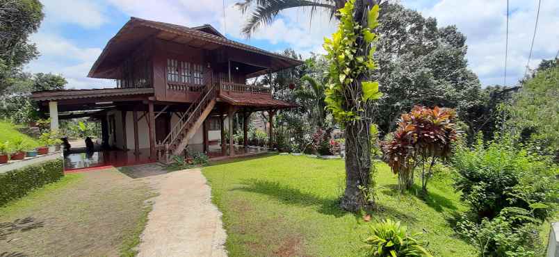 rumah cigadung timur