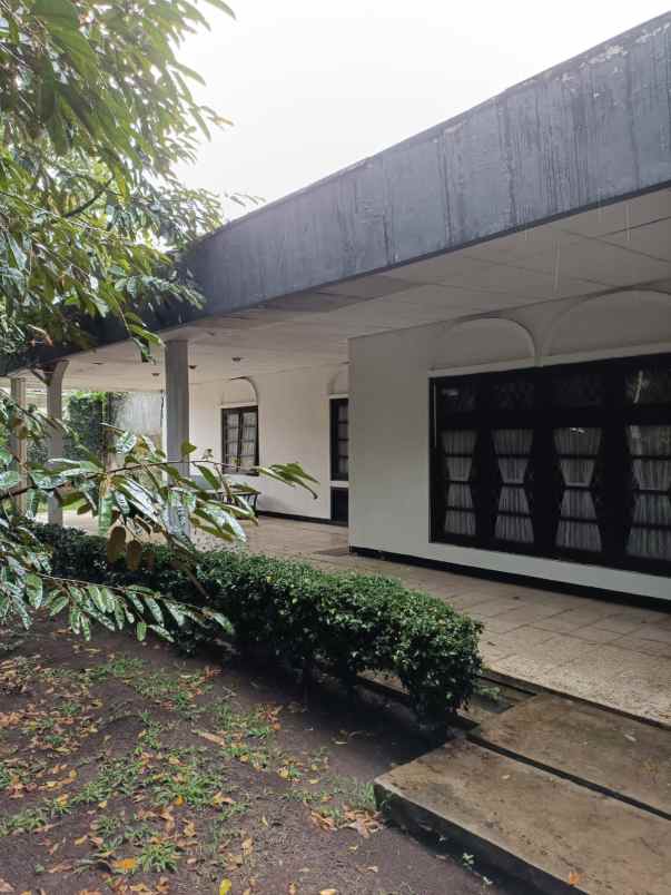 rumah classic murah mainroad ir h juanda dago coblong