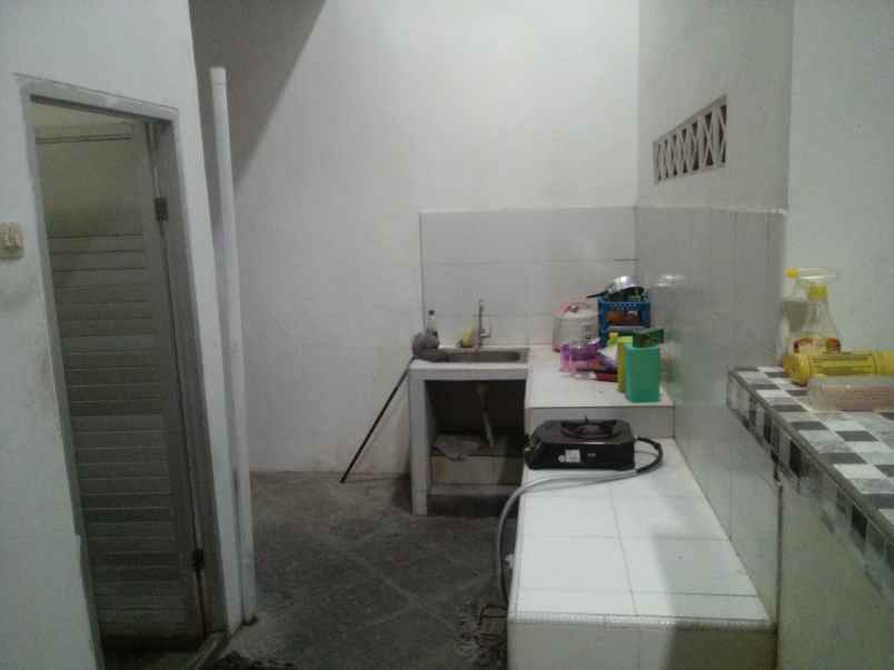 rumah daerah purut dekat kampus