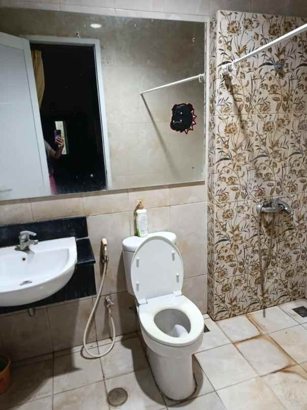 rumah dekat mall cluster magnolia summarecon bekasi