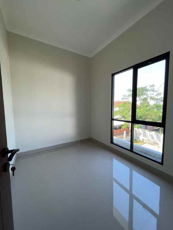 rumah di ciater serpong mewah dan elegan dekat tol bsd