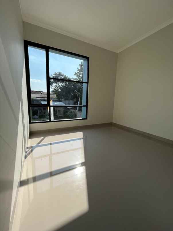 rumah di ciater serpong mewah dan elegan dekat tol bsd