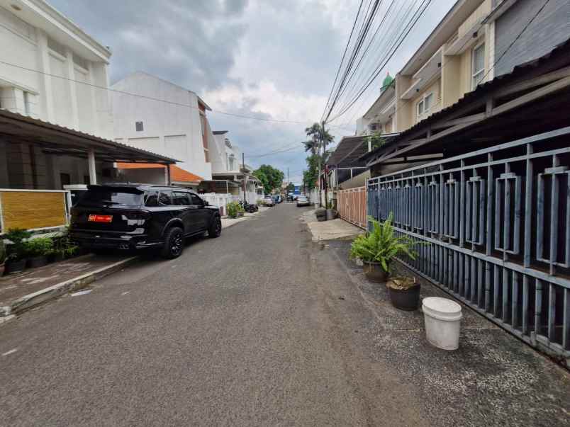 rumah di tebet timur jakarta selatan