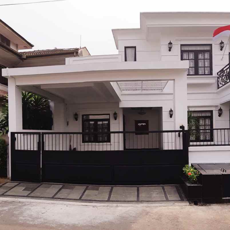 rumah disewakan dekat mall taman anggrek central park