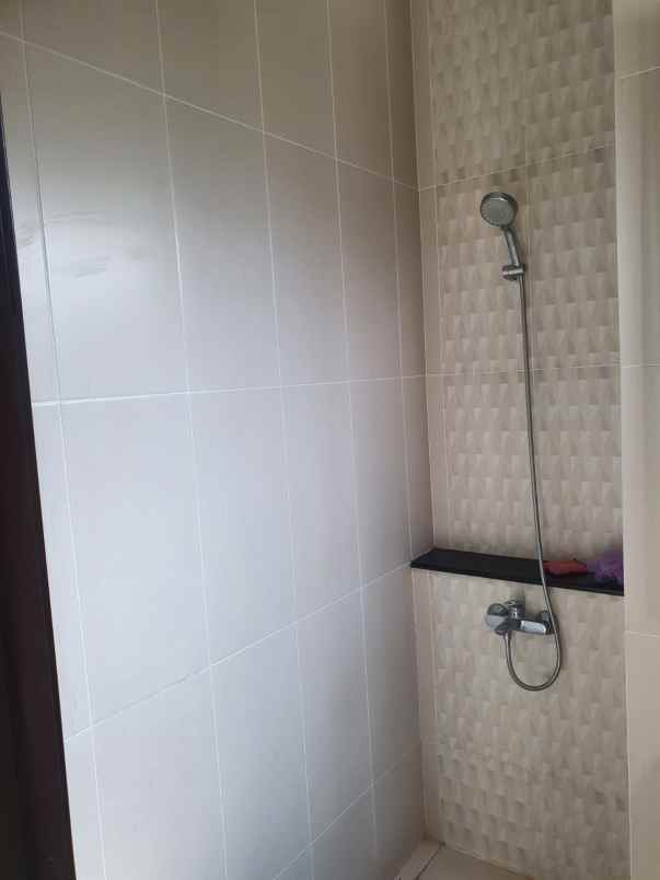 rumah full furnished disewakan di summarecon bandung