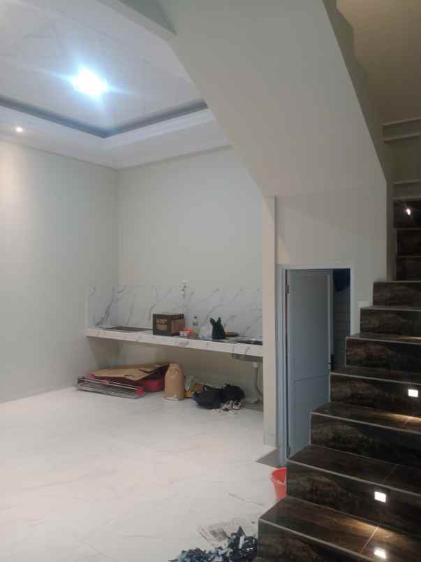 rumah jalan pasir jagakarsa