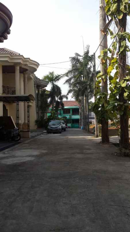 rumah jl jatiwaringin pondok