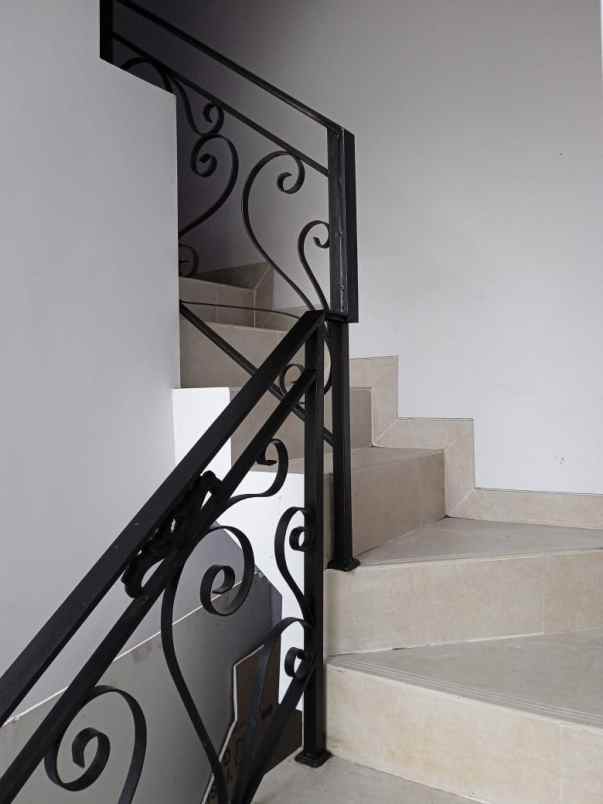 rumah jl paso kec jagakarsa